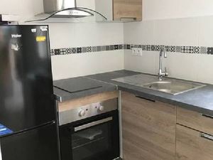 Location appartement 1 pièce 20 m² à Vaulx-en-Velin (69120)