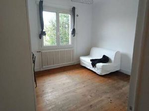 Location appartement 1 pièce 24 m² à Vénissieux (69200)