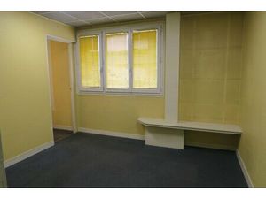 Location Local Professionnel 51m² DARNETAL 76160