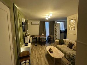 Vends apparemment T3 refait à neuf