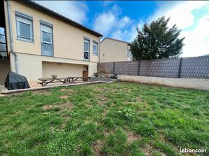 Maison 70 m2 avec jardin