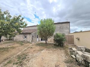 Vente appartement 4 pièces 159 m² à Triac-Lautrait (16200)  194 250 €