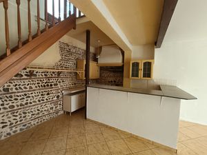 Maison de village au centre de Lévignac