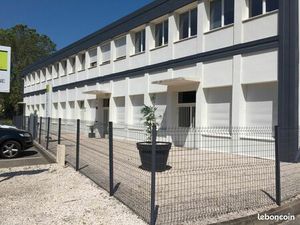 Magnifique bureau 15m2 climatisation reversible