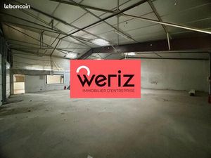 Local industriel 150 m²