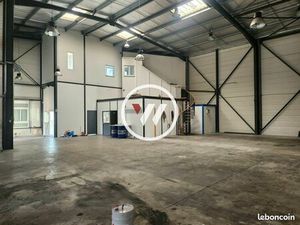 Local d'activité 500 m²