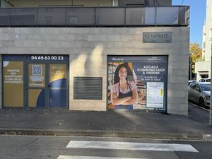 Local commercial 83 m² Miramas