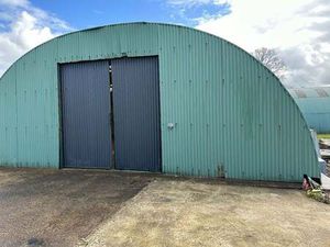 Bien professionnel à louer à Torhout € 395 (LIFBE) - Vastgoed Sinnaeve Koekelare | Zimmo