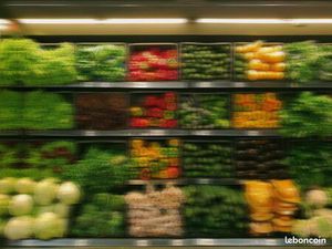 LOCAL À SAISIR Grand Local Spécialisé Alimentation – Équipé Froid