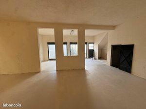 Locaux Professionnels / Murs Commerciaux pour Bureaux 90m2 avec jardin