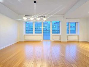 BEL APPARTEMENT 2 CHAMBRES + TERRASSE - QUARTIER CALME