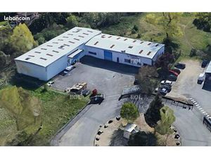 Local d'activité 1 015 m²