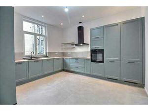 Triplex 3 chambres RENOVE - proche Châtelain