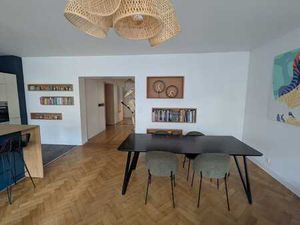 Spacieux  chaleureux et contemporain proche jardin Botanique