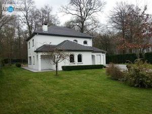 Superbe villa dans le prestigieux domaine du Louvroy