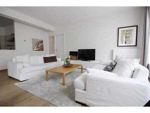 Près de Schuman. Superbe appartement meublé