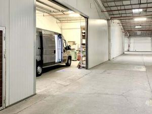 Bien professionnel à louer à Poperinge € 820 (LIF38) - Dewaele Business - Kortrijk | Zimmo