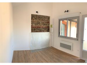 T1 avec mezzanine - BRAX CENTRE