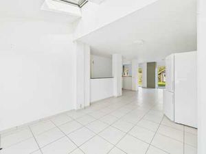 Appartement de plain-pied  2 chambres  jardin privatif