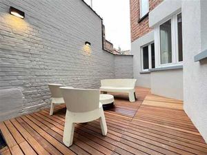 Bel apt meublé d'1ch + cour ! A visiter rapidement...