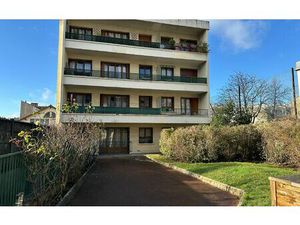 Location appartement  35.07 m² T-2 à Saint-Maur-des-Fossés  950 €