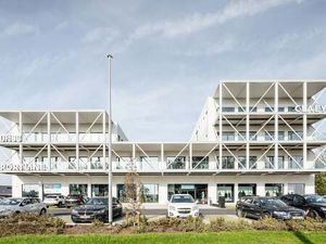 Bien professionnel à louer à Rumbeke € 6.385 (LIF40) | Zimmo