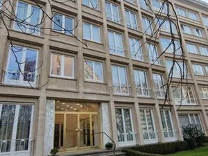 BOONDAEL/SOLBOSCH : Grand appart 2CH + bureau avec balcon