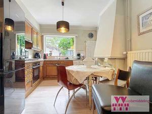 Proche du centre de Alost  maison mitoyenne à rénover ave...