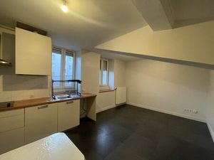 Location appartement 1 pièce 33 m² à Lyon 7 (69007)