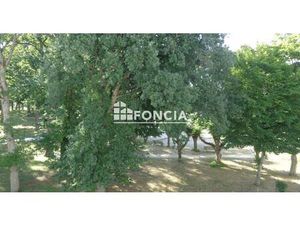 Proche parc et commerces