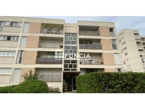 T3 avec grande terrasse