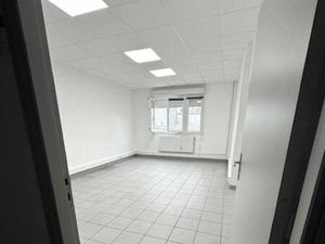 LOCAL PROFESSIONNEL à vendre