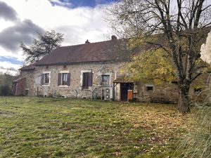 A VENDRE - Longère 5 pièces plain pied à Dunet (36310)
