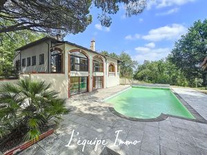 Maison T10 192m2 6ch sur un terrain de 7341m2 + piscine - se