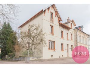 LE GRAND RETOUR DU CHARME QUI EN IMPOSE...