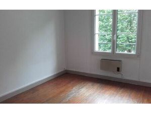 Location appartement  m² T-2 à Compiègne  556 €