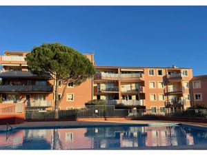 Joli 3 pièces fréjus dans résidence avec piscine et tennis