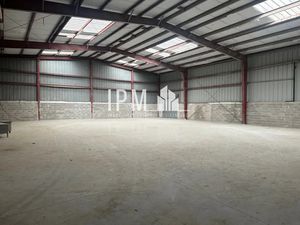 A louer local d'activité de 780 m² - 13400 AUBAGNE