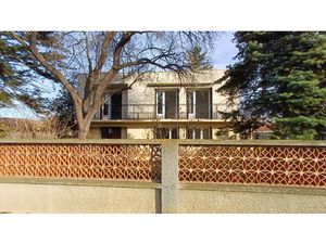 Maison familiale 4 chambres Grand jardin Quartier calme