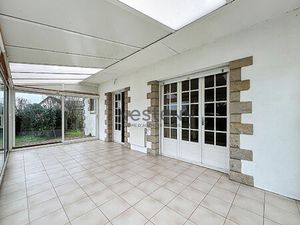 Vente maison Le Lion d'Angers 3 chambres  véranda  sous-sol complet sur un terrain de près