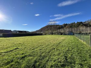 Terrain à batir à Argentat sur Dordogne en Corrèze