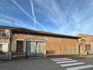 Vente maison 2 pièces 390 m² Beaumont-de-Lomagne (82500)