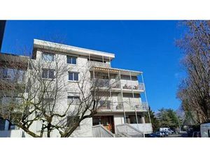 Location appartement 2 pièces 44 m² à Chambéry (73000)