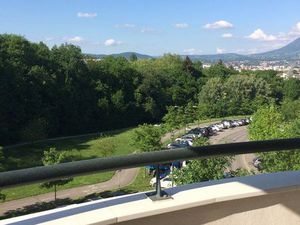 Appartement T2 meublé  garage  cave  balcon