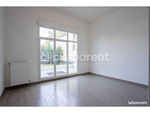 Studio 1 pièce 29 m²