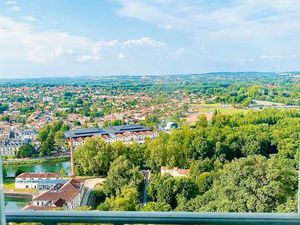 Charmant T2 tout confort avec vue imprenable  calme  centre-ville