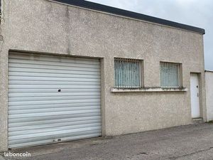 Location bureau et dépôt