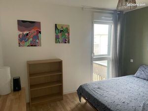 Loue chambre meublée