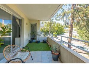 Beau T2 48 m² Prox Hopitaux+garage