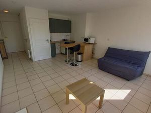 Grand studio meublé très lumineux de 29m2